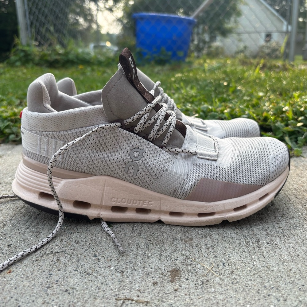 On Running Sneakers - Cream and Gray